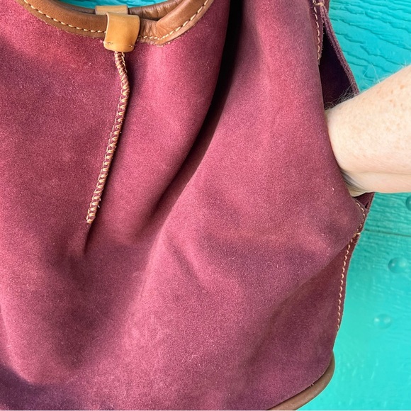 Ugg Medium Large Suede Leather Single Strap Shoulder Bag Cranberry Slouchy Hobo - Picture 4 of 10